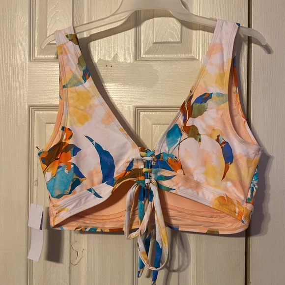 LYSA Swim plus size ladies bikini tops; size: 3X(26W). You get all 3. - Picture 3 of 8